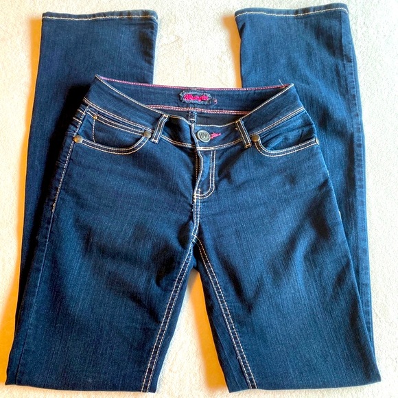 Wrangler Denim - Women’s Wrangler Low-Rise Flare Jeans